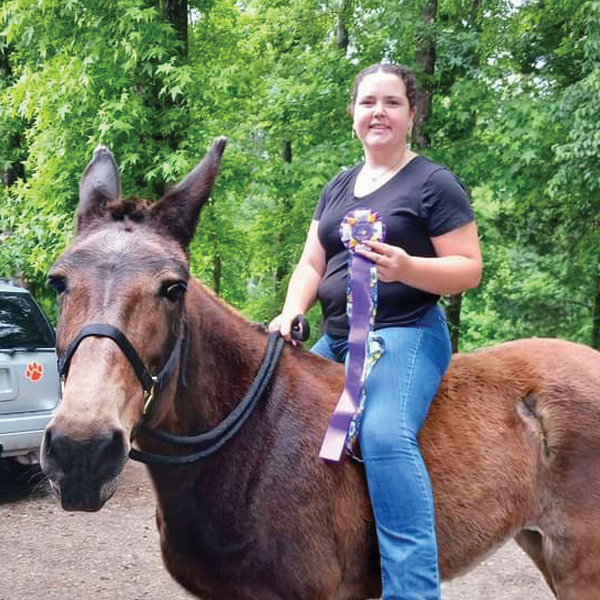 Nyomi Barrows: Young Riders Who Lead Honoree